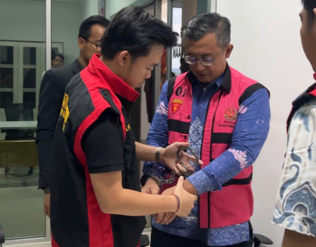 Penyidik Kejari Pringsewu Tetapkan Dua Tersangka Dugaan Korupsi Bimtek Aparatur Desa Tahun 2024