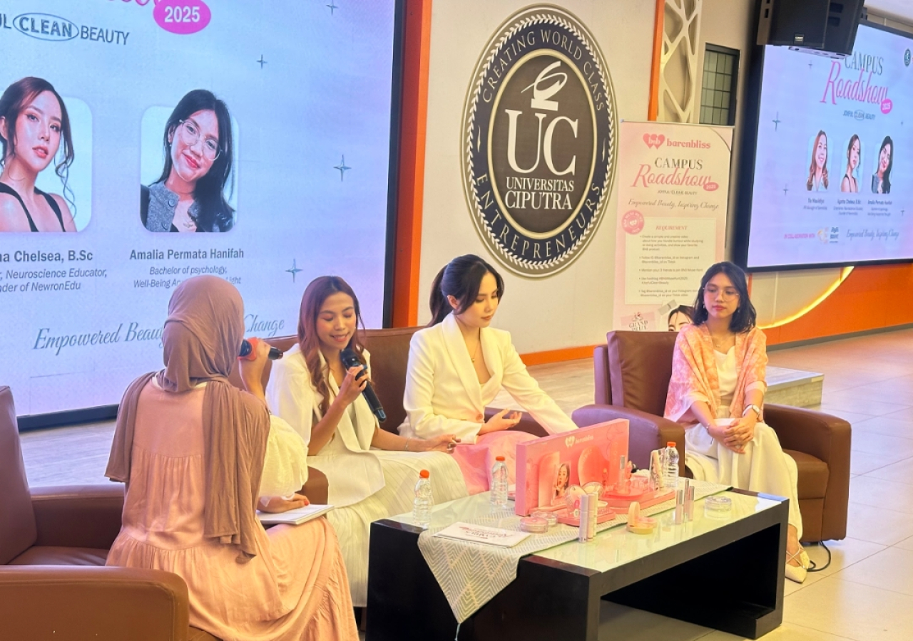 Ratusan Mahasiswa Antusias Daftar Barenbliss Campus Roadshow di Universitas Ciputra Surabaya