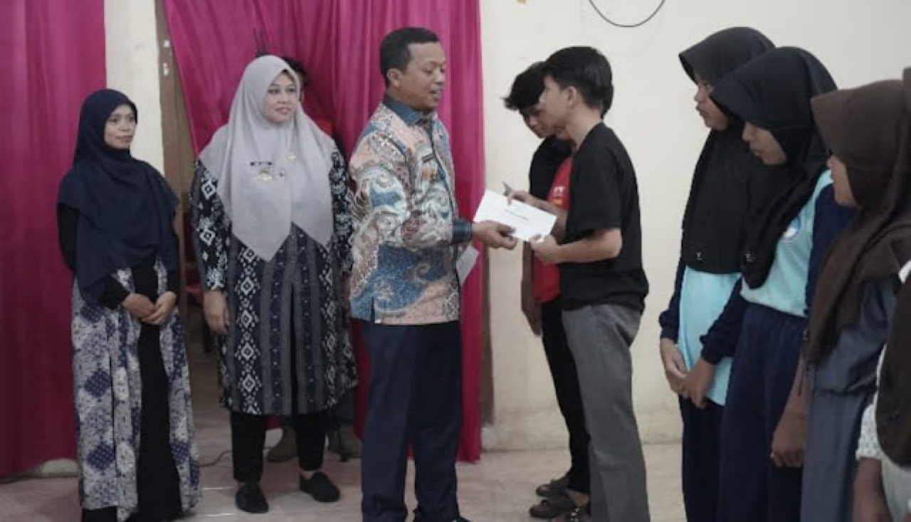 BUPATI & WABUP PRINGSEWU SAPA & SERAP ASPIRASI MASYARAKAT LUGUSARI MELALUI ACARA NGOPI SERASI