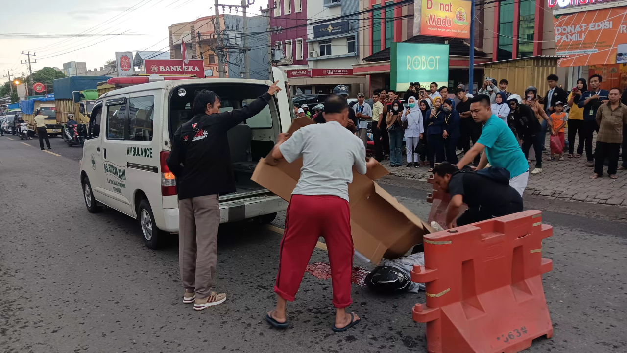 Kecelakaan di Depan Candra Store Pringsewu, Satu Pengendara Meninggal di Lokasi