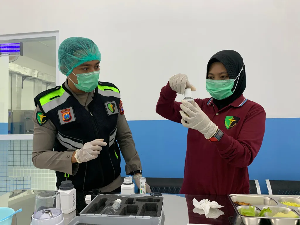 SPPG Polres Probolinggo Layani MBG 1.851 Pelajar di Maron