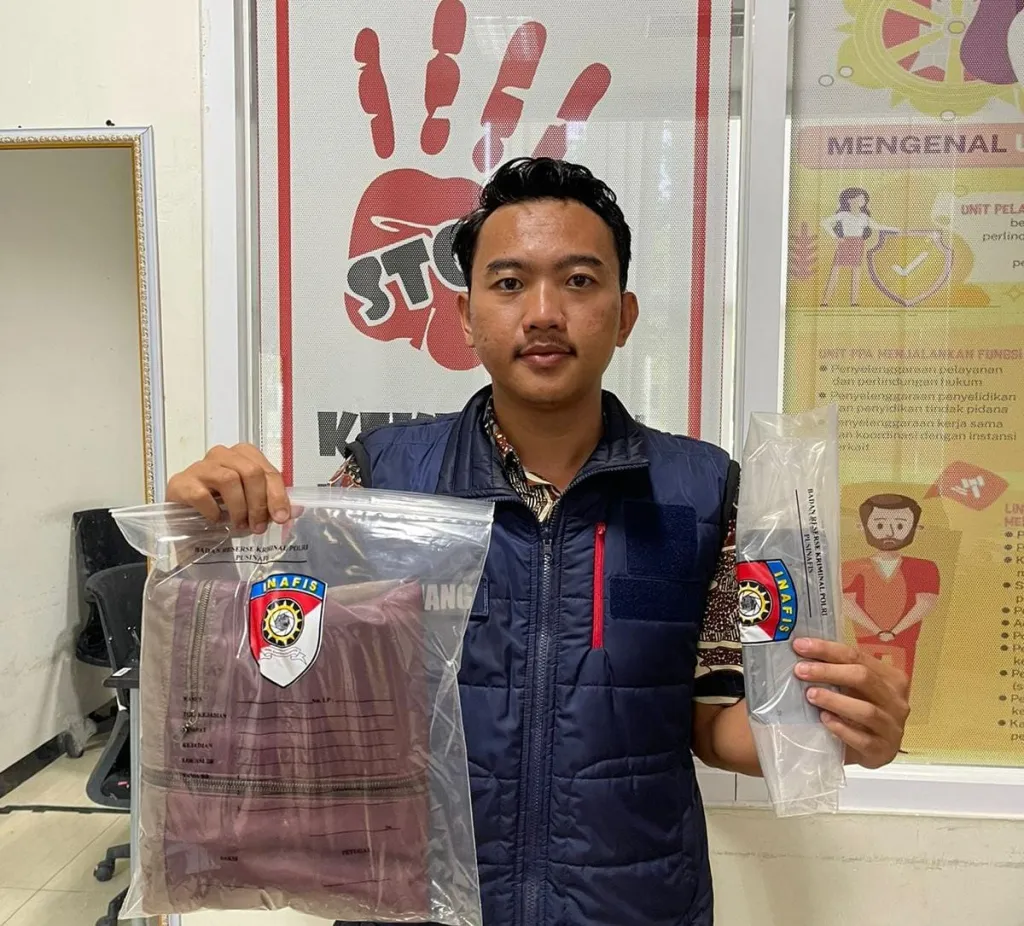 Satreskrim Polres Gresik ( Gercep ) Tangkap Tersangka dan Amankan Barang Bukti ( BB) Pencabulan di Exit Tol Kebomas
