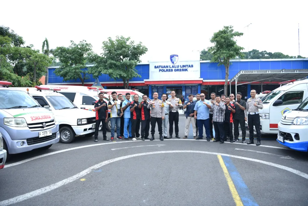 Operasi Keselamatan Semeru 2026, Polres Gresik Fokuskan Ambulance Road Safety