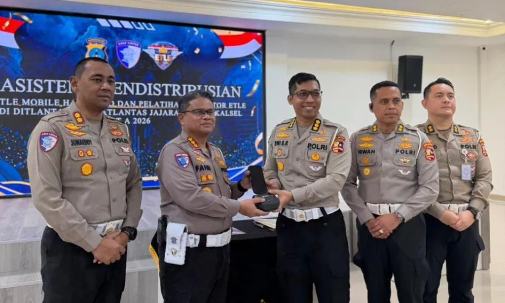 Korlantas Polri Perkuat Digitalisasi Penegakan Hukum Lalu Lintas Dengan ETLE Mobile Handheld di Polda Kalsel ‎