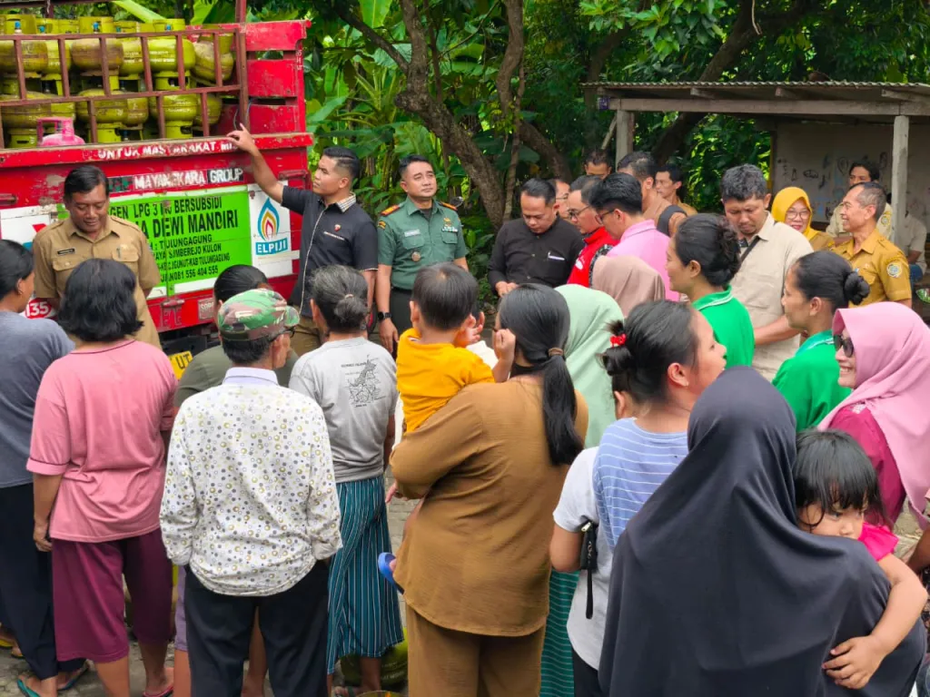 Polres Tulungagung Sidak Pangkalan LPG, Pastikan Ketersediaan Gas Bersubsidi Aman ‎ ‎
