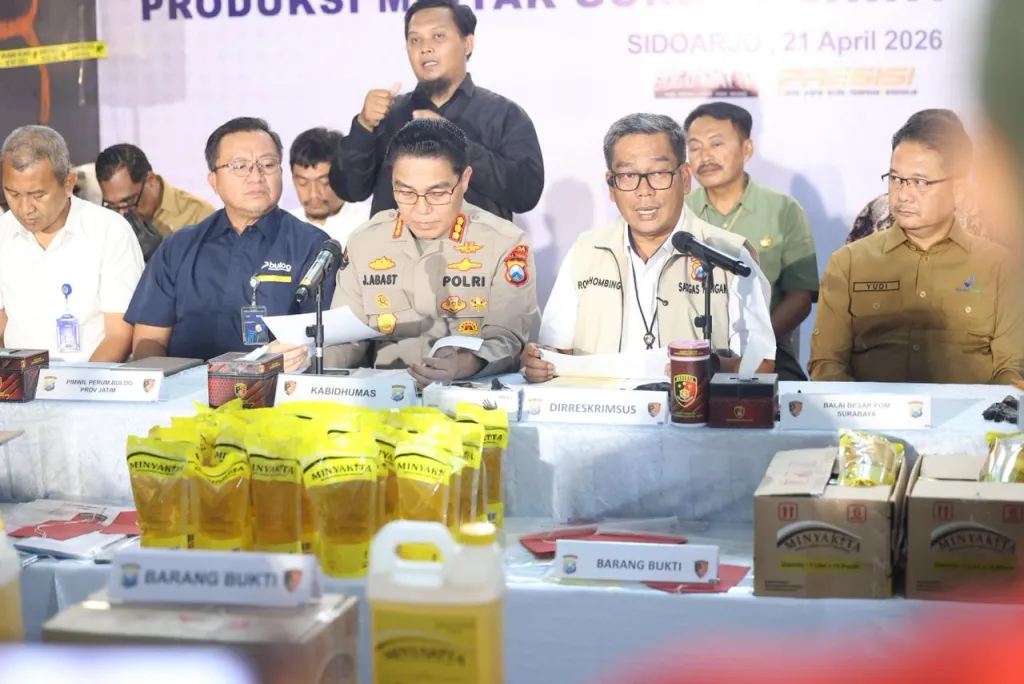 Polda Jatim Ungkap Produksi MinyaKita Ilegal, Empat Orang  Ditetapkan Tersangka ‎