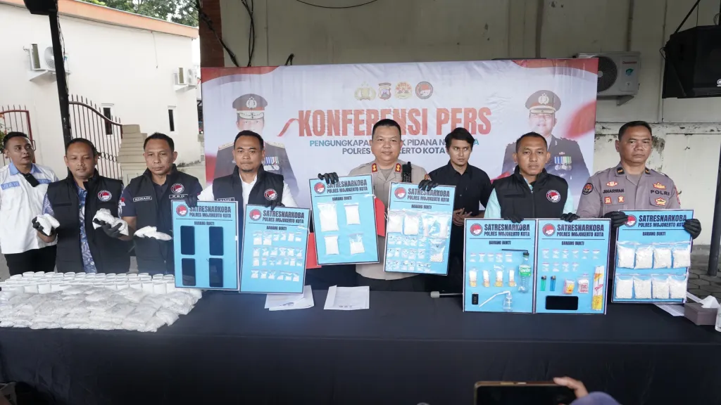 Polres Mojokerto Kota Amankan Barang Bukti Ungkap Narkoba Senilai 1,1 Miliar ‎