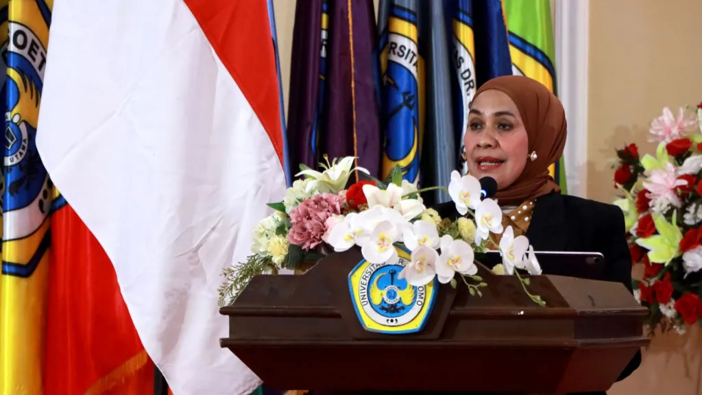Mahfud MD: Demokrasi Tanpa Hukum Bisa Liar, Rektor Unitomo Tegaskan Kampus sebagai Penjaga Nilai Kebangsaan