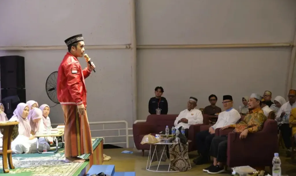 Ustaz Muhammad Maulana Ajak Warga KKSS Jawa Timur Menjaga Persaudaraan dan Adab Bermasyarakat