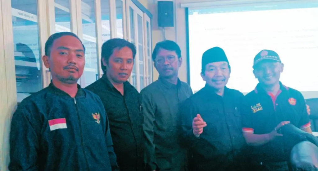 Kang Arief, S.H. Kordinator Parkir Semut Kali Menepis Keras Tudingan Adanya Jukir Liar Di Semut Kali