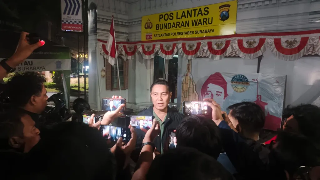 Polda Jatim Pastikan Situasi Surabaya Kondusif dan Terkendali Pascakejadian di Dua Pos Lantas ‎