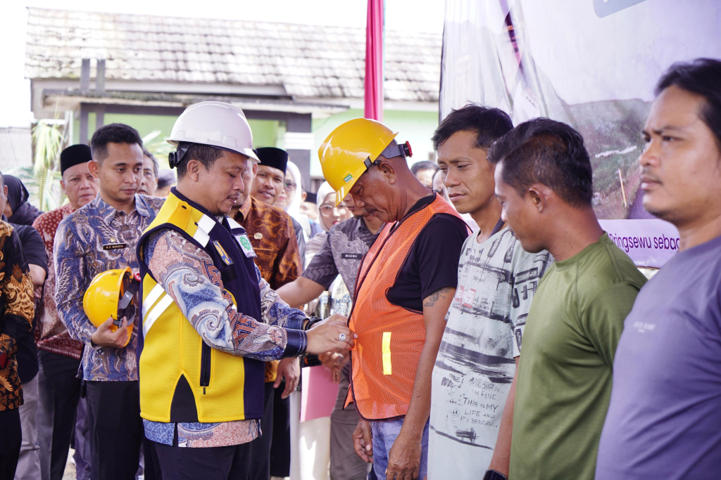 Ground Breaking Jalan Banyumas-Way Kunyir, Dorong Konektivitas dan Ekonomi Wilayah Utara Pringsewu