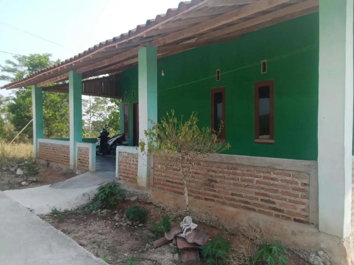 HASIL TINDAK LANJUT SATPOL PP: DITEMUKAN MINUMAN KERAS, PEMILIK RUMAH BERJANJI TIDAK LAGI GUNAKAN TEMPAT UNTUK MAKSiyat