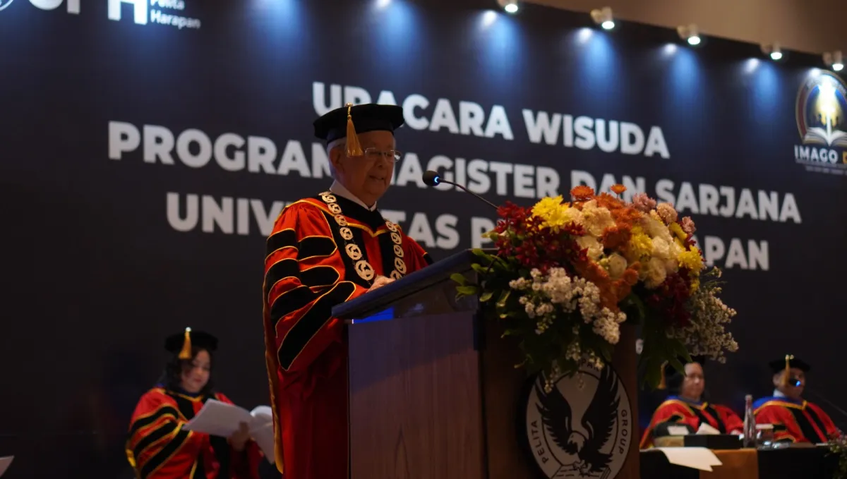 Penuh Haru, 158 Lulusan UPH Surabaya Rayakan Wisuda dan Awal Perjalanan Baru