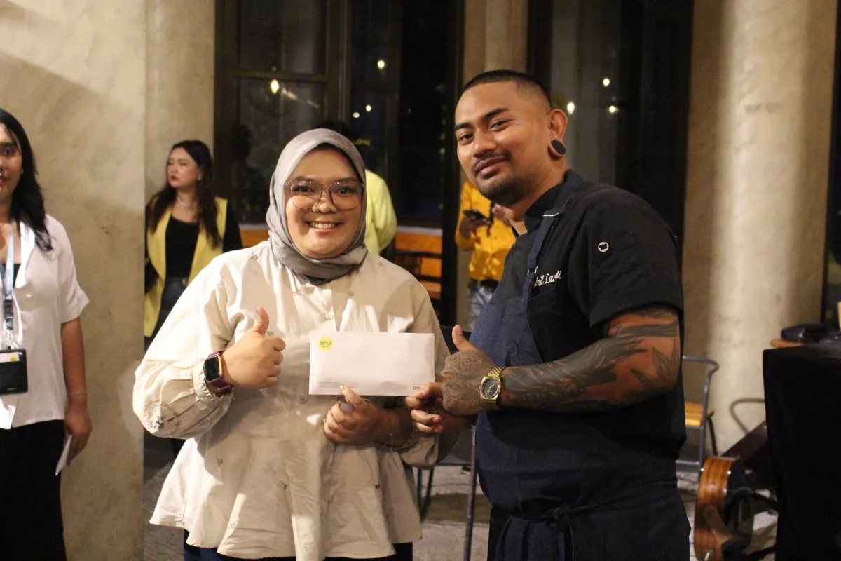 BUKAN SEKEDAR KOLABORASI, CHEF SYAHRIL LAZUARDI CIPTAKAN 4 RESEP SPESIAL UNTUK YELLO HOTEL JEMURSARI SURABAYA